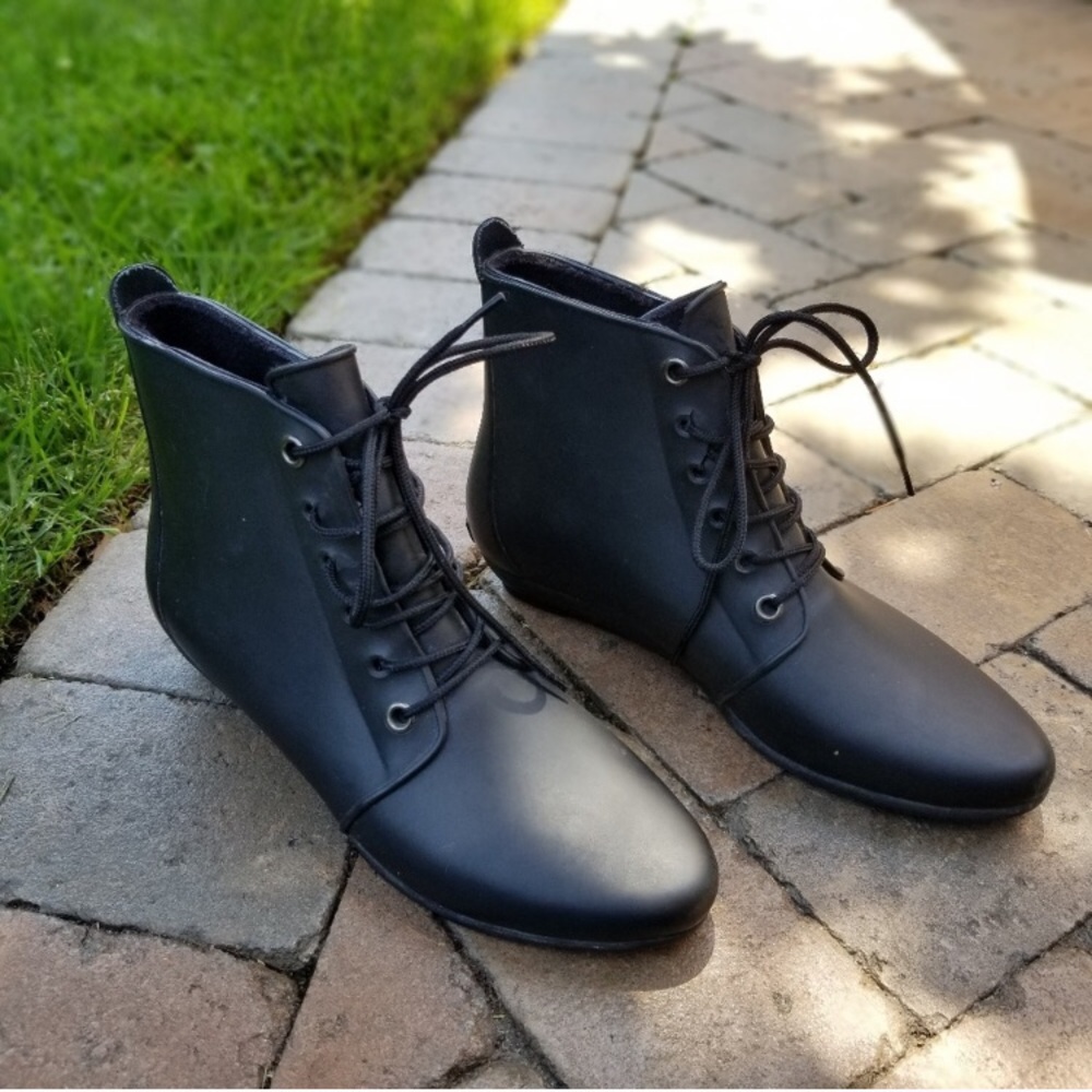 Loeffler Randall rubber lace-up rainboots